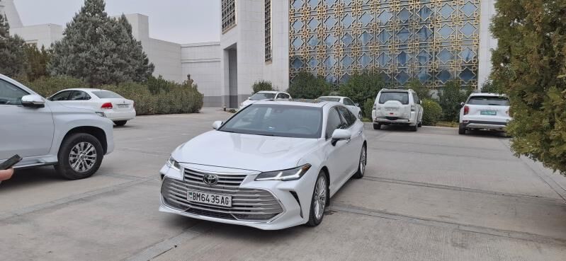 Toyota Avalon 2019 - 500 000 TMT - Тязе заман - img 10