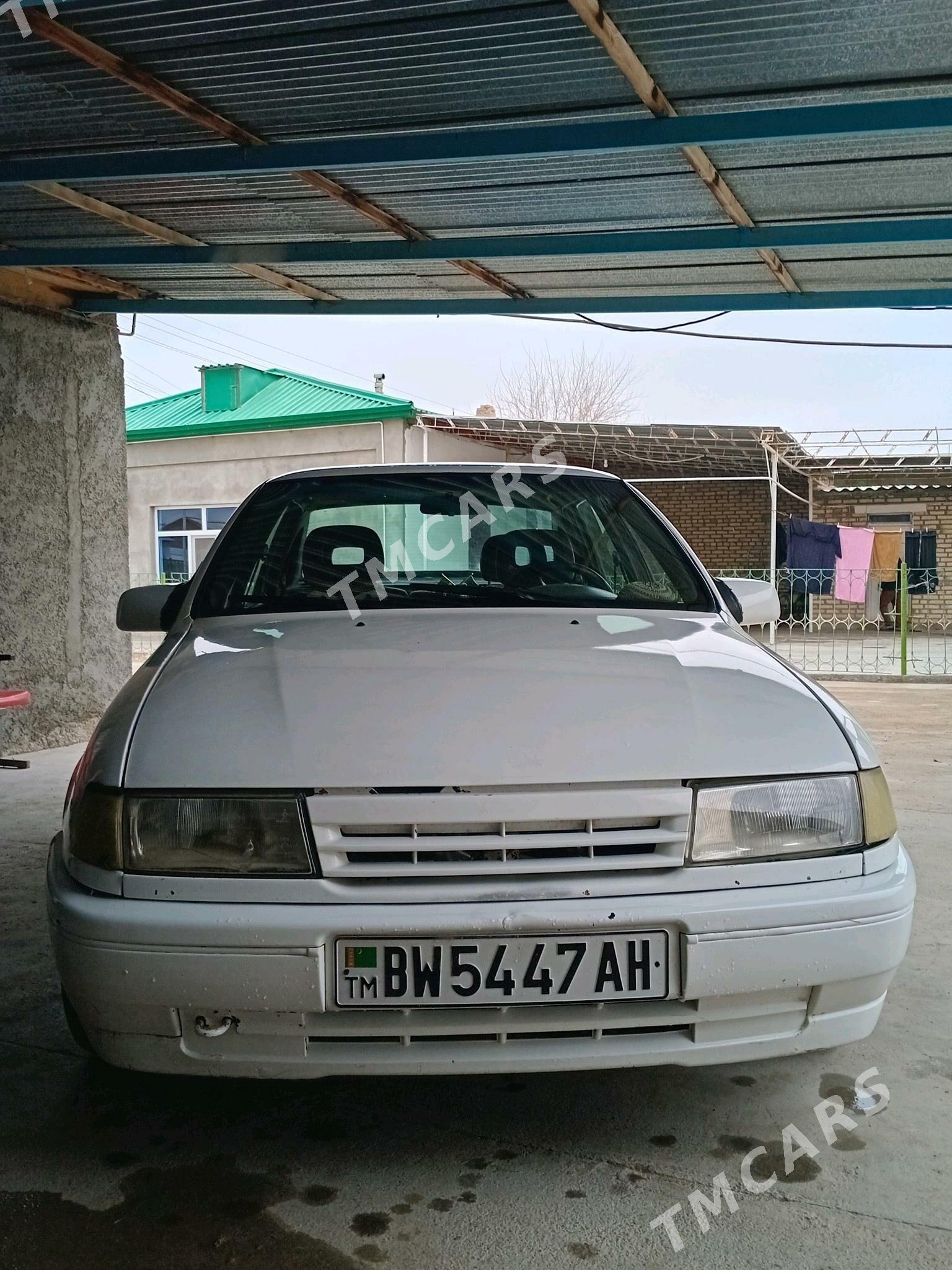 Opel Vectra 1991 - 27 000 TMT - Ak bugdaý etraby - img 6