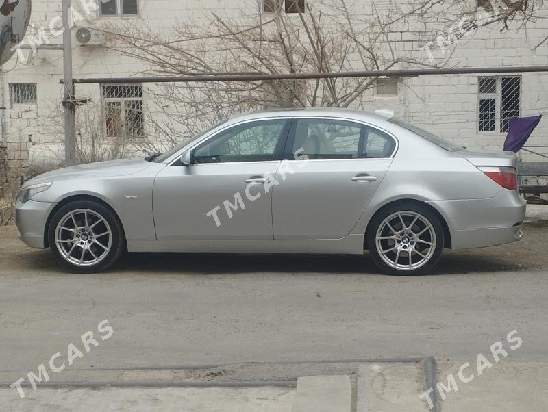 BMW E60 2005 - 140 000 TMT - Türkmenbaşy - img 7