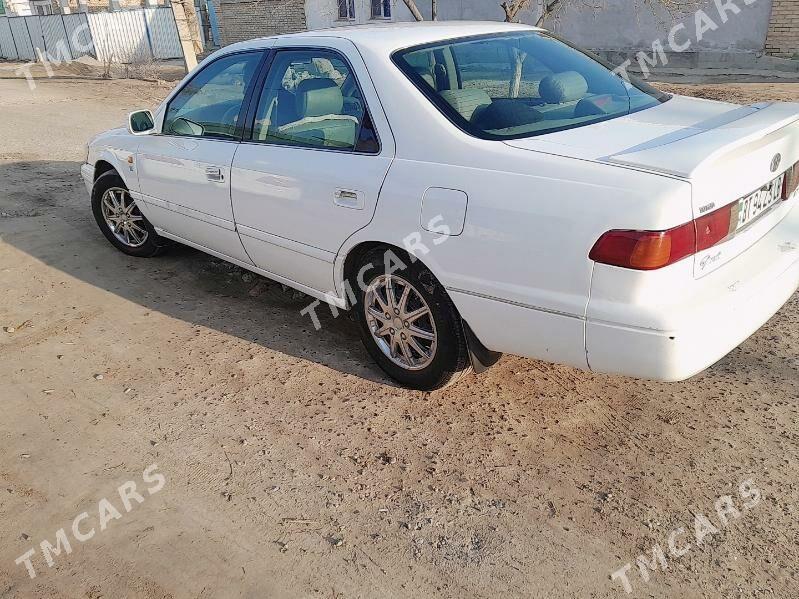 Toyota Camry 1999 - 110 000 TMT - Саят - img 2