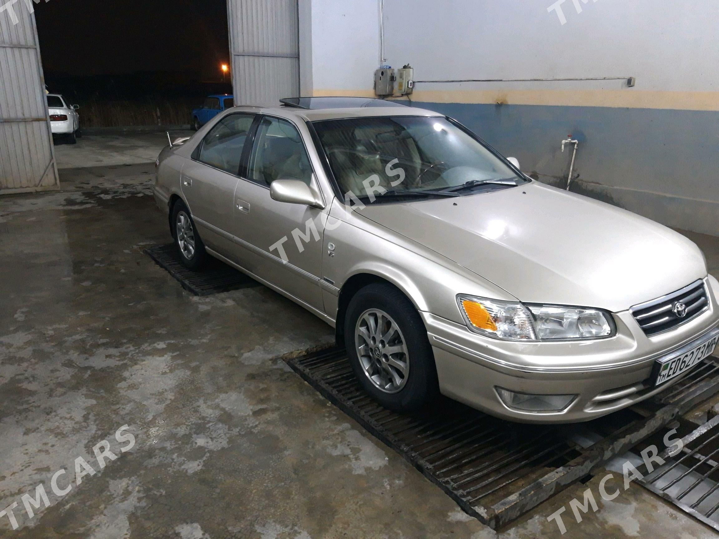 Toyota Camry 2001 - 145 000 TMT - Байрамали - img 4