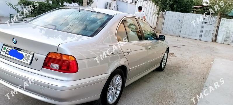 BMW E39 2002 - 126 000 TMT - Балканабат - img 4