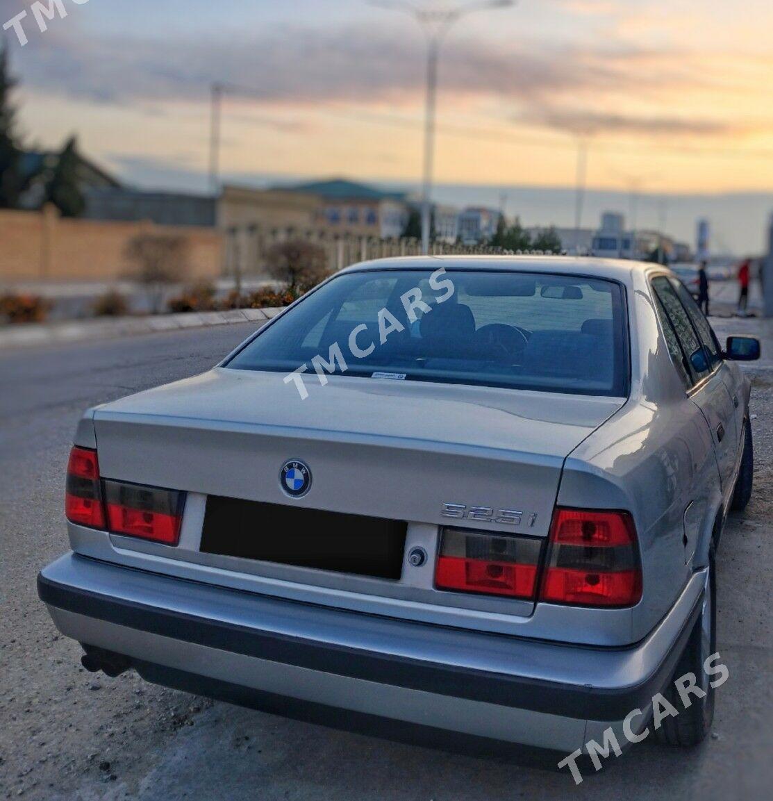 BMW E34 1993 - 65 000 TMT - Balkanabat - img 2