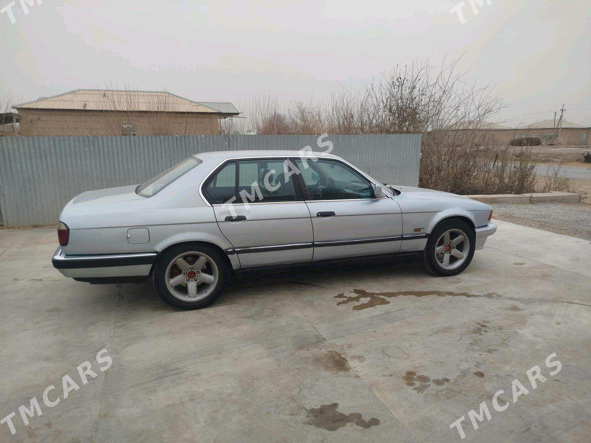 BMW 740 1993 - 35 000 TMT - Mary - img 2