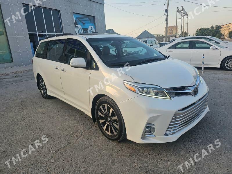 Toyota Sienna 2019 - 510 000 TMT - Мары - img 3