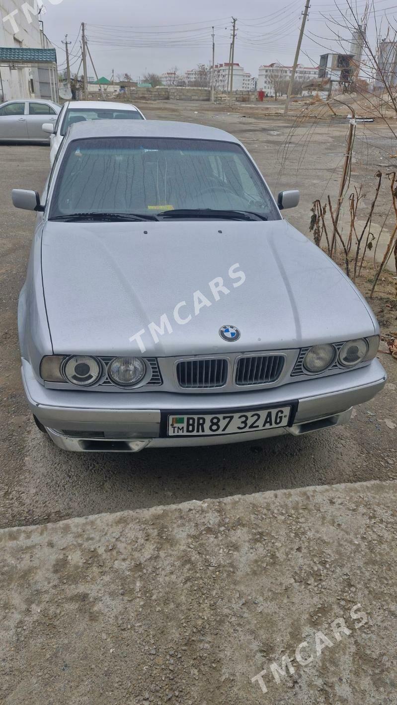 BMW E34 1995 - 50 000 TMT - Aşgabat - img 4