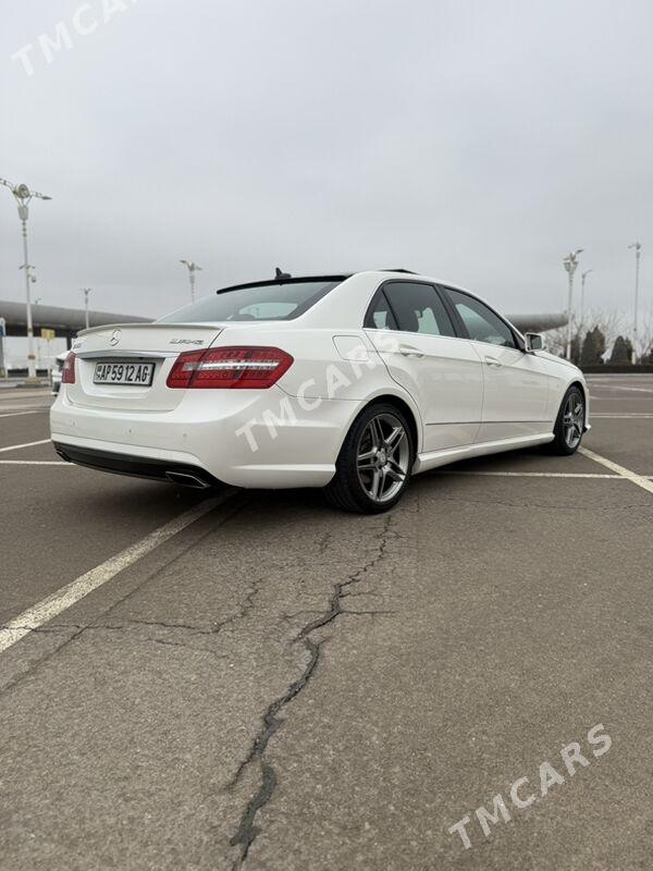 Mercedes-Benz E350 2011 - 300 000 TMT - Улица Ататурка - img 2