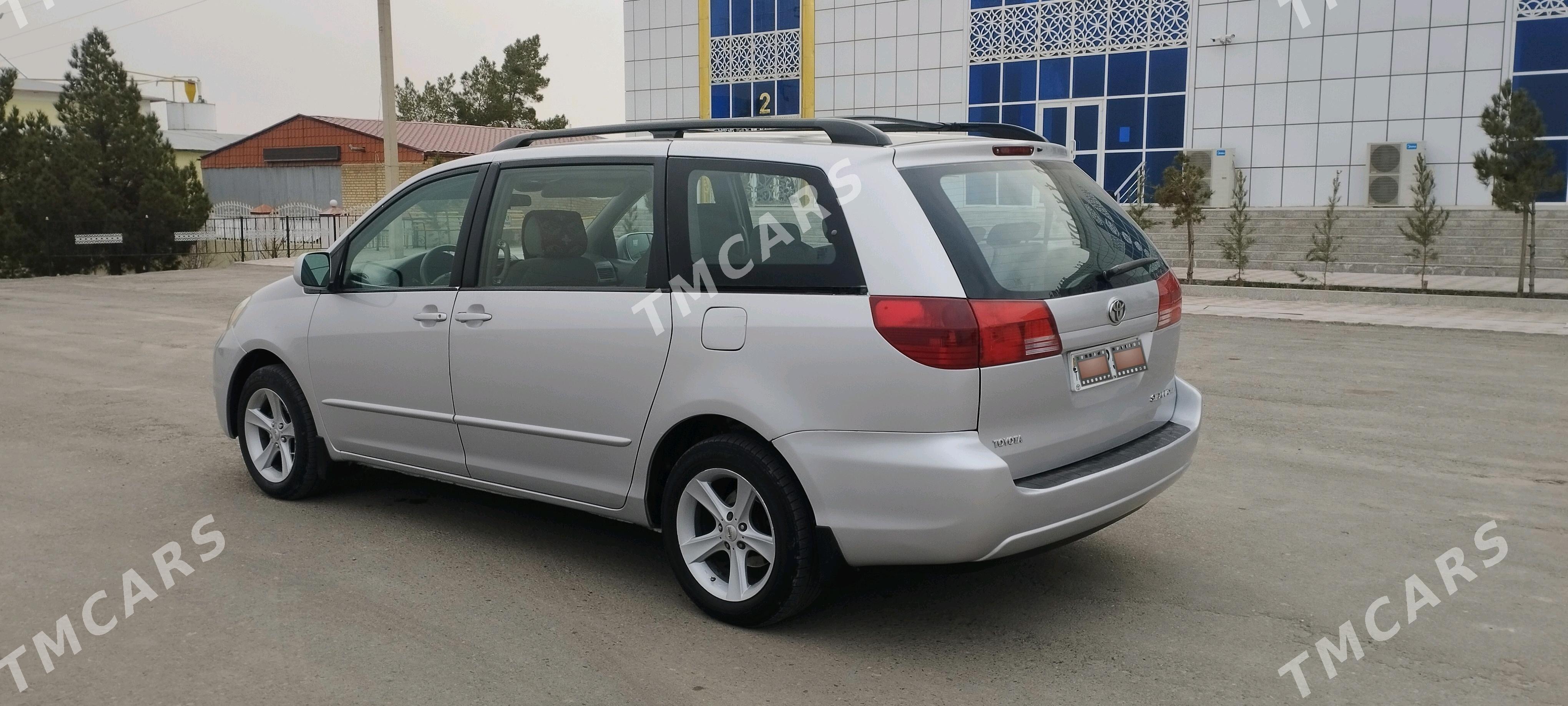 Toyota Sienna 2005 - 190 000 TMT - Мары - img 2