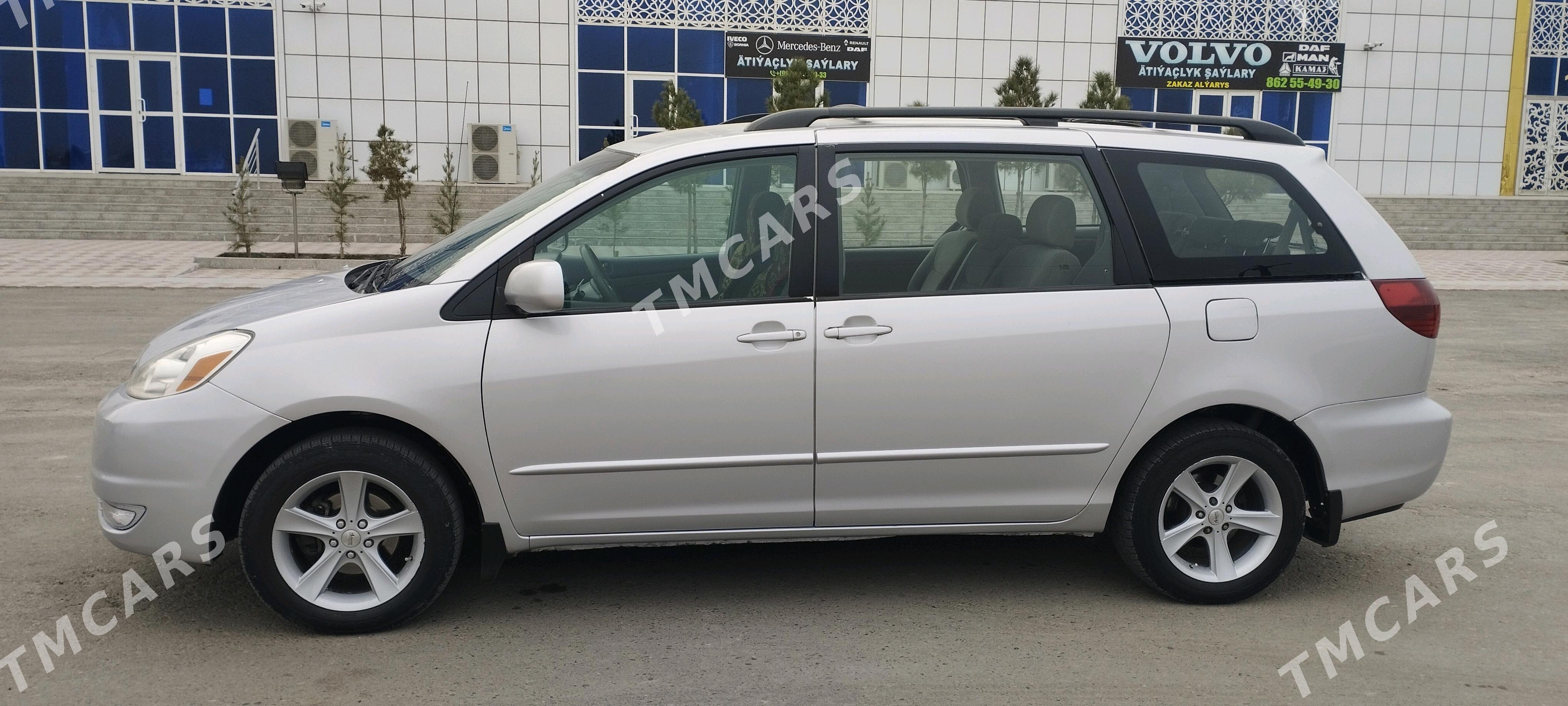 Toyota Sienna 2005 - 190 000 TMT - Мары - img 4