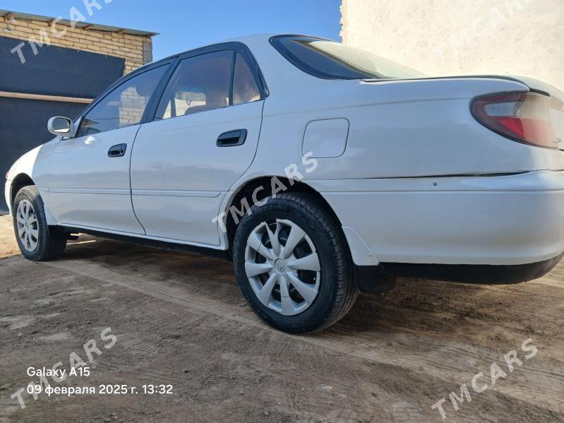 Toyota Carina 1993 - 45 000 TMT - етр. Туркменбаши - img 4