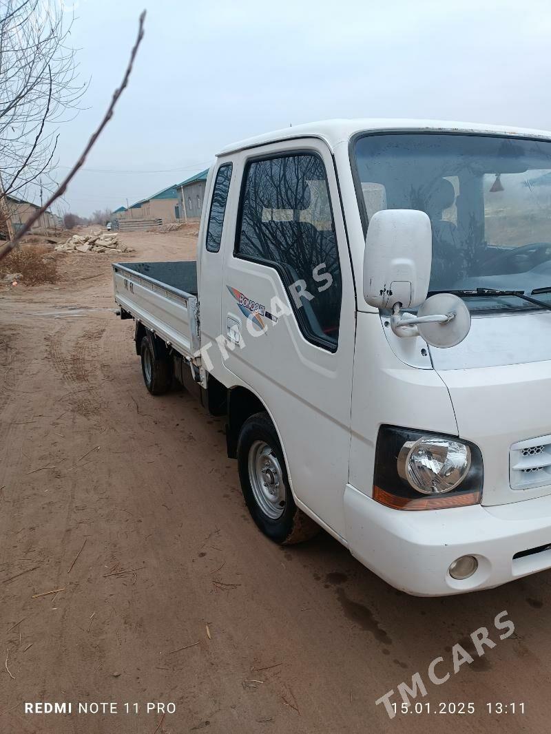 Kia Bongo 2003 - 110 000 TMT - Кёнеургенч - img 6