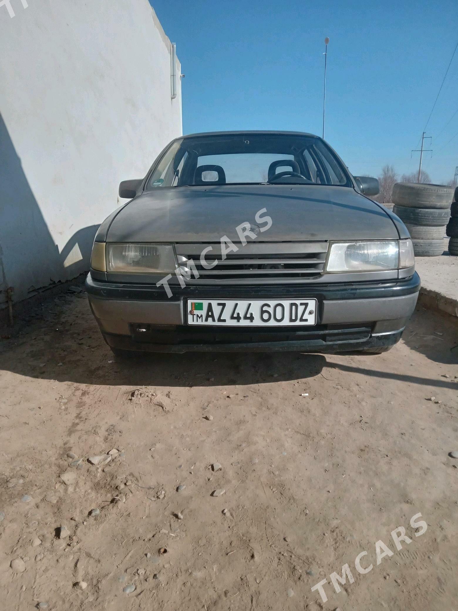 Opel Vectra 1988 - 18 000 TMT - Болдумсаз - img 3