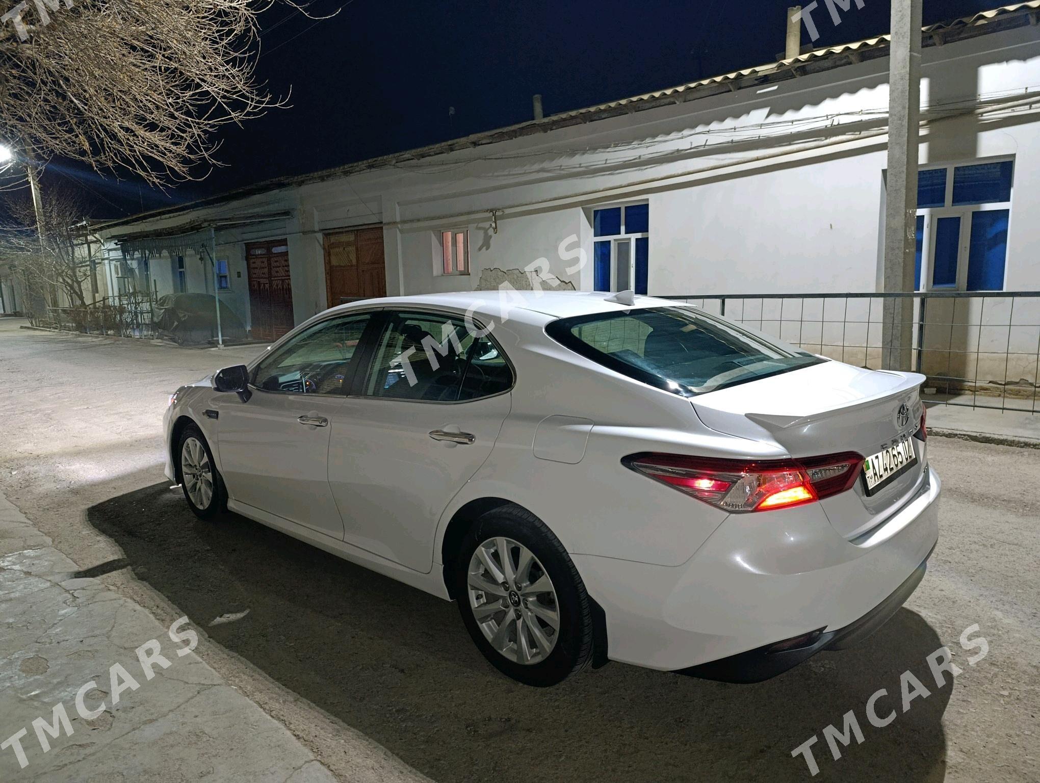 Toyota Camry 2019 - 265 000 TMT - Daşoguz - img 4