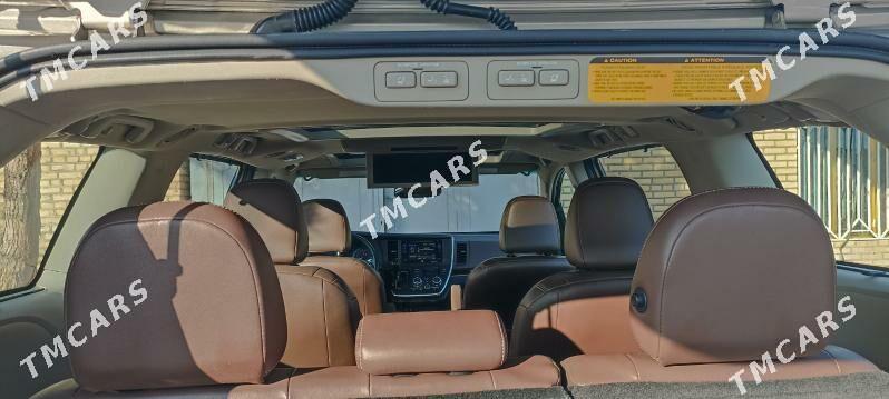 Toyota Sienna 2016 - 550 000 TMT - Baýramaly - img 8