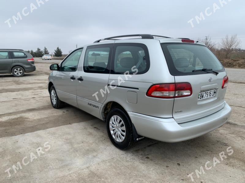 Toyota Sienna 2002 - 160 000 TMT - Dänew - img 3