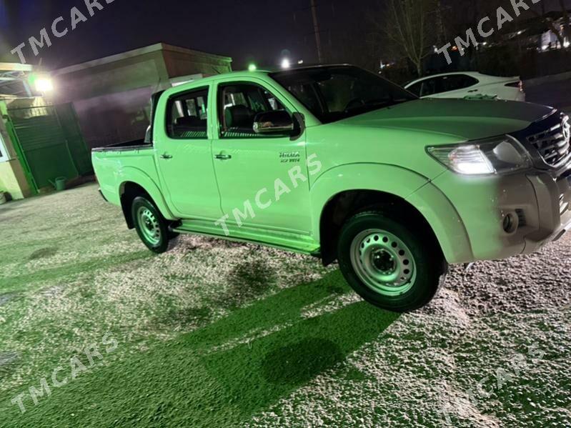 Toyota Hilux 2015 - 420 000 TMT - Ашхабад - img 9