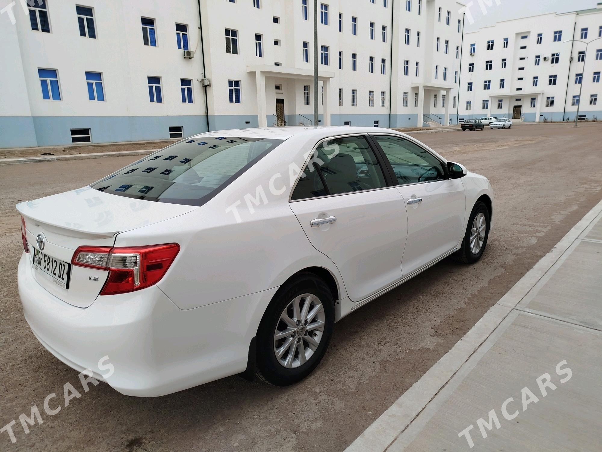 Toyota Camry 2013 - 225 000 TMT - Дашогуз - img 5