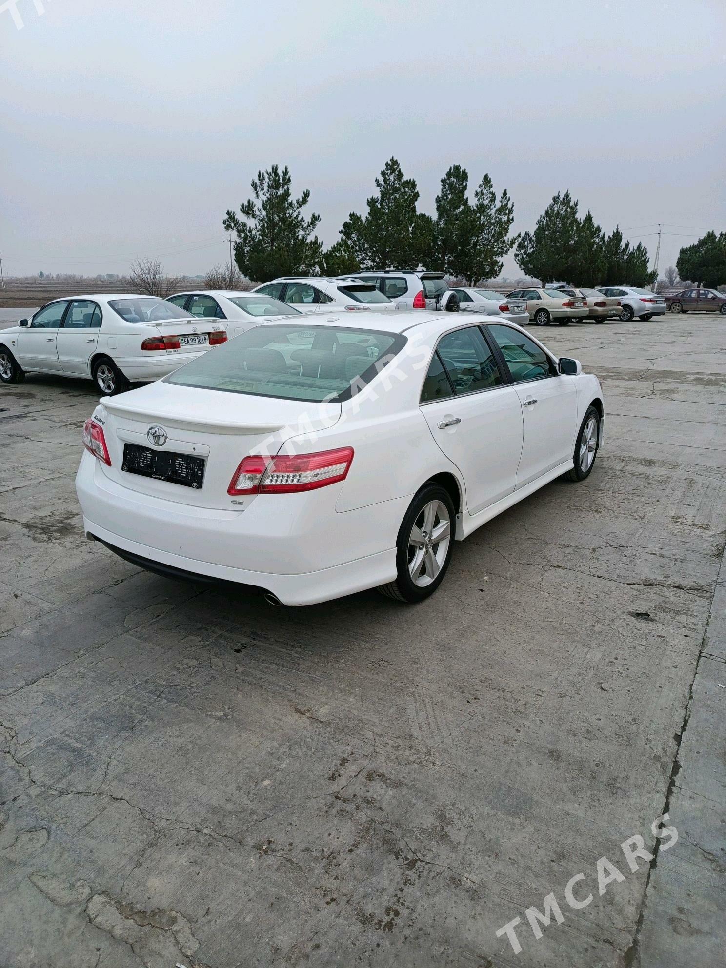 Toyota Camry 2011 - 200 000 TMT - Туркменабат - img 8