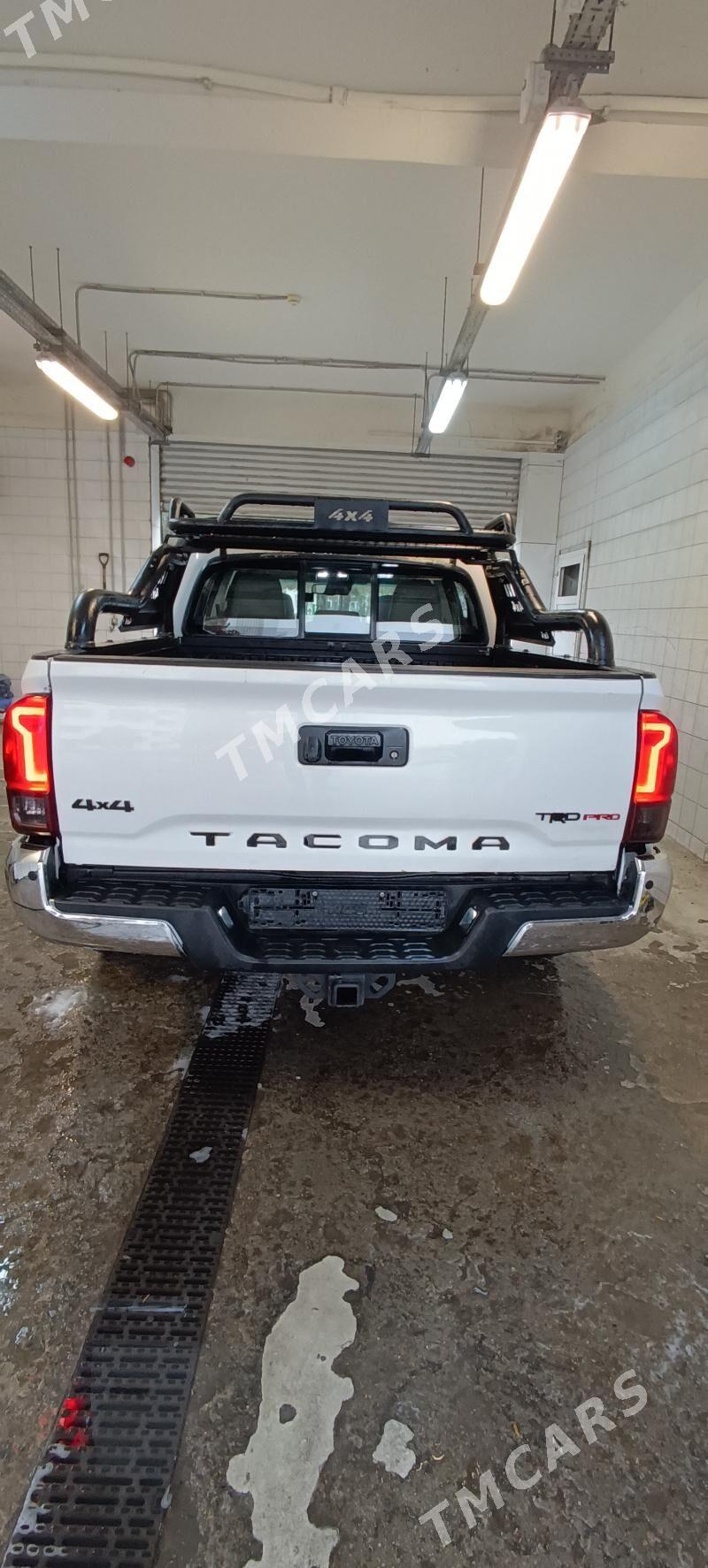 Toyota Tacoma 2018 - 400 000 TMT - Aşgabat - img 4