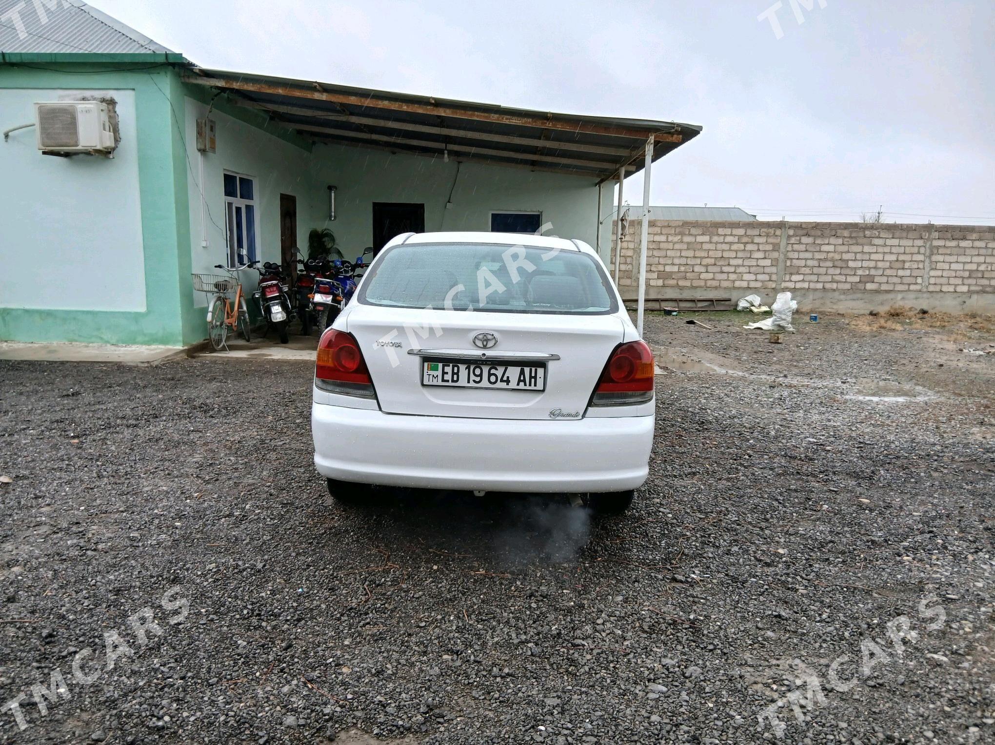 Toyota Echo 2003 - 55 000 TMT - Яшлык - img 7