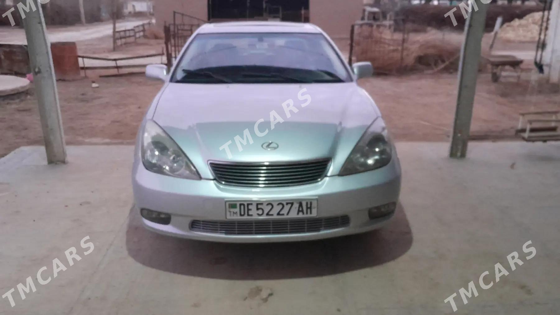 Lexus ES 300 2002 - 140 000 TMT - Теджен - img 3