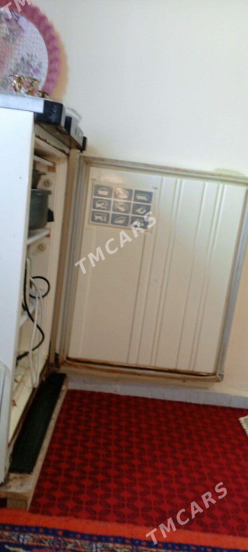 Morozilnik  kiçi - Büzmeýin - img 3
