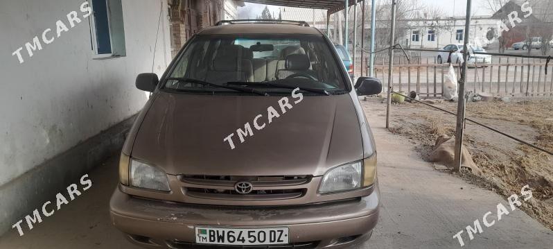 Toyota Sienna 1999 - 112 000 TMT - Daşoguz - img 4