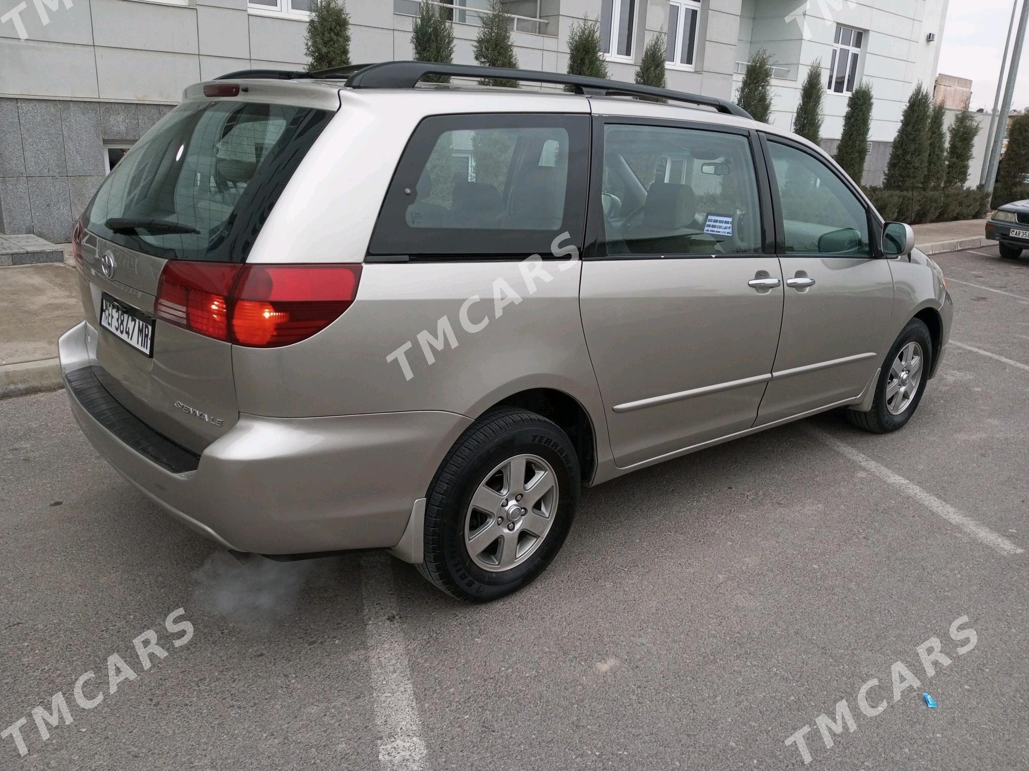 Toyota Sienna 2004 - 220 000 TMT - Мары - img 4