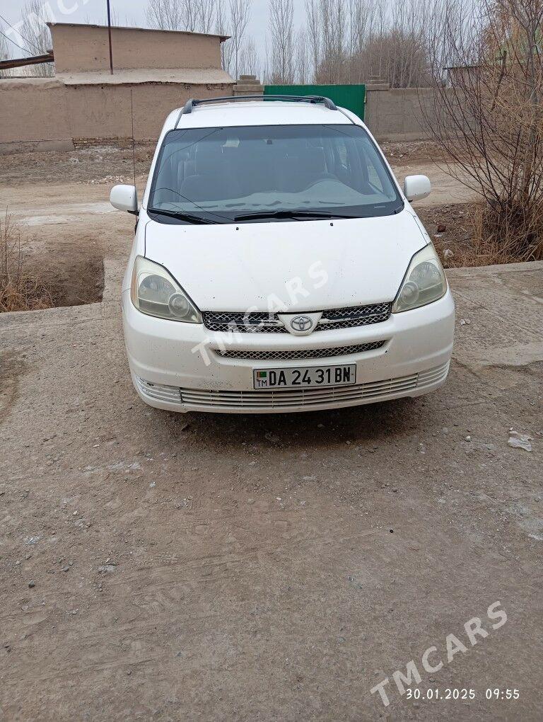 Toyota Sienna 2004 - 180 000 TMT - Туркменбаши - img 3