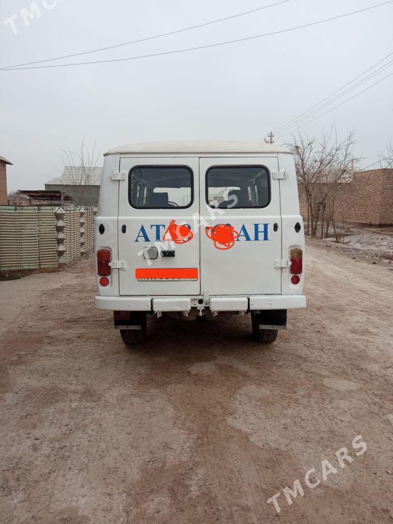 UAZ 2206 1999 - 40 000 TMT - Теджен - img 6