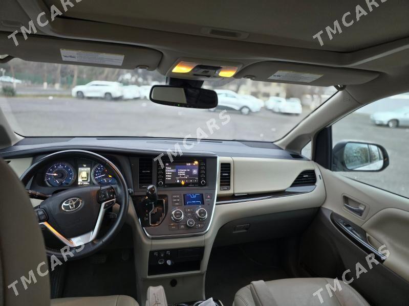 Toyota Sienna 2019 - 545 555 TMT - Ашхабад - img 4