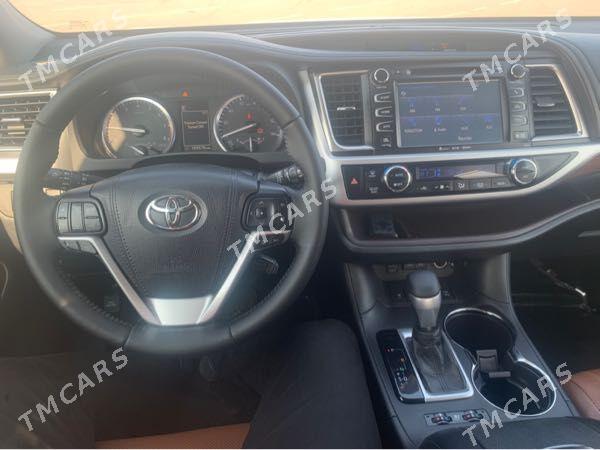 Toyota Highlander 2017 - 580 000 TMT - Ашхабад - img 4