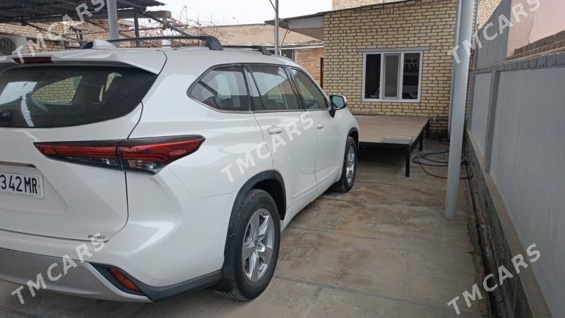 Toyota Highlander 2020 - 420 000 TMT - Baýramaly - img 3