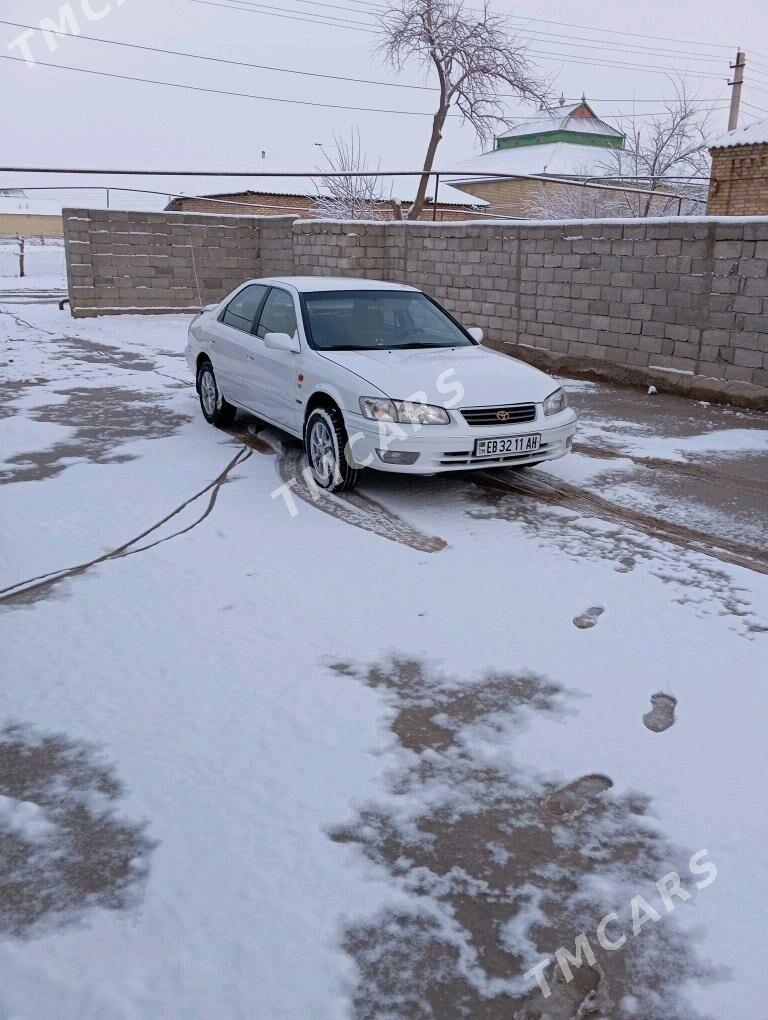 Toyota Camry 1997 - 120 000 TMT - Теджен - img 2