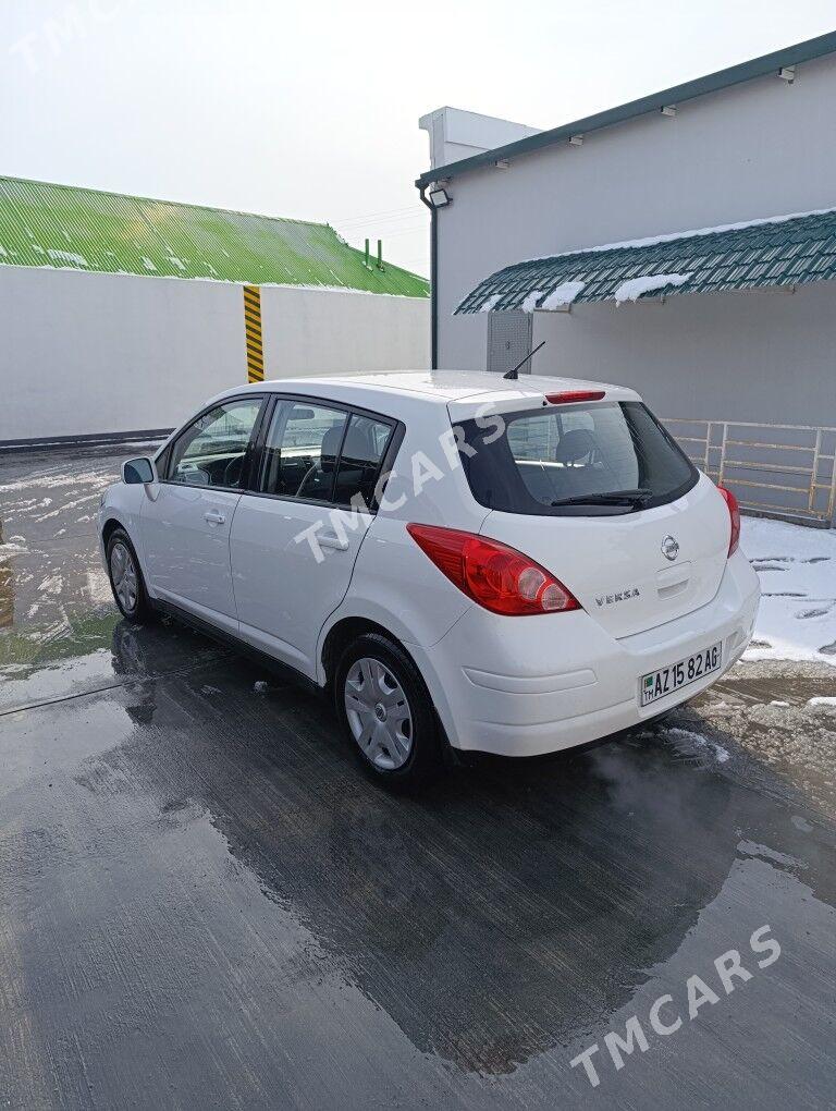 Nissan Versa 2010 - 125 000 TMT - Бузмеин - img 5