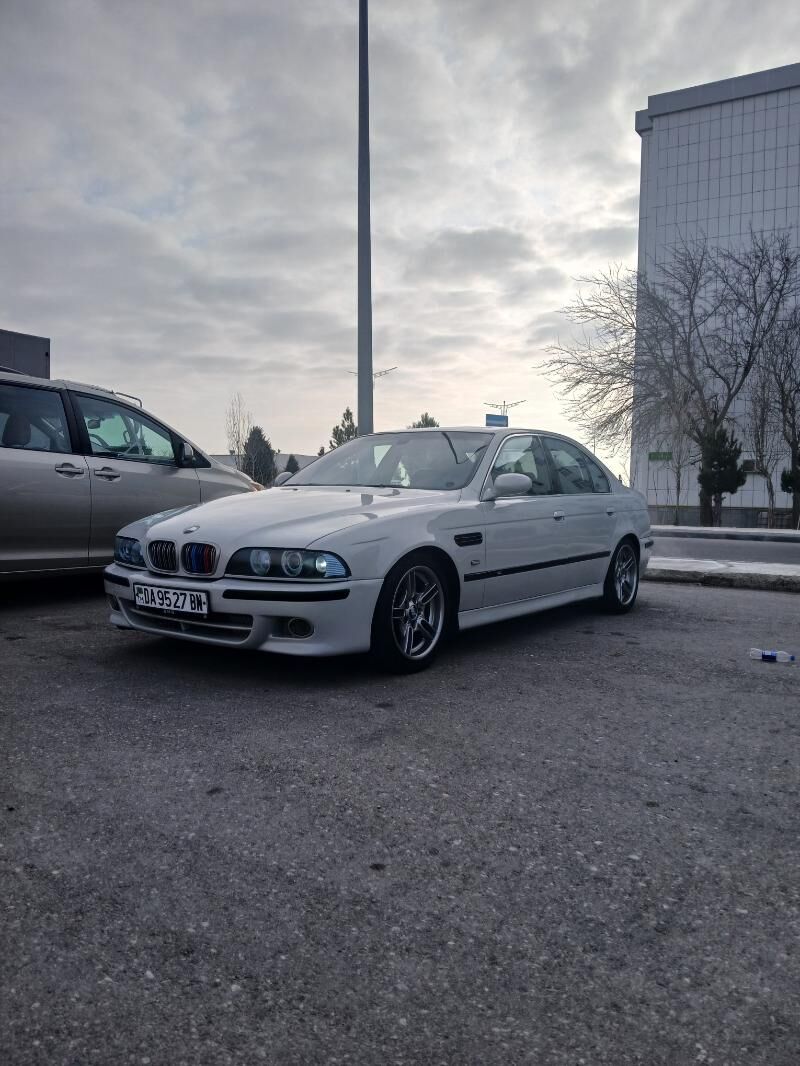 BMW E39 2002 - 155 000 TMT - Türkmenbaşy - img 7