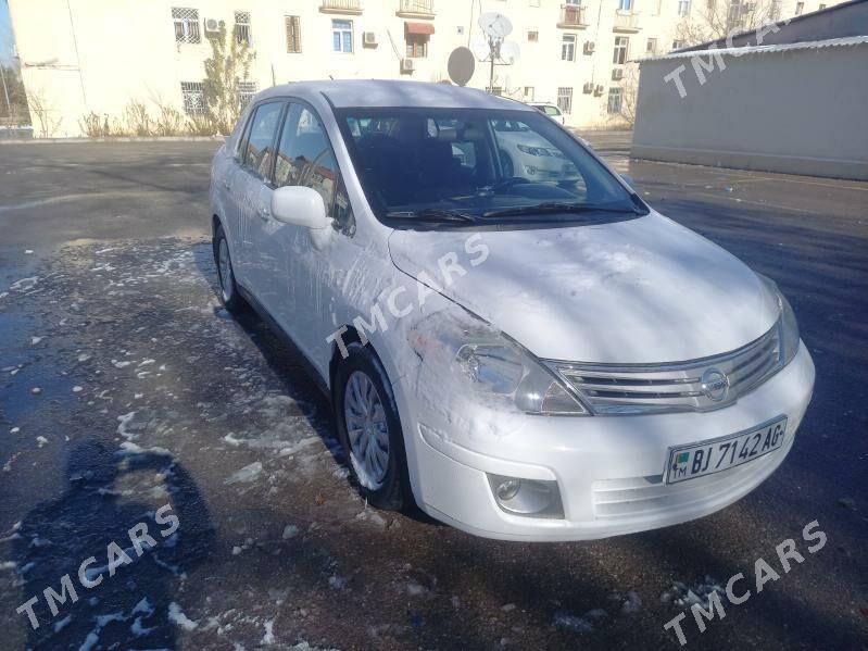 Nissan Versa 2012 - 123 000 TMT - 5 мкр - img 2