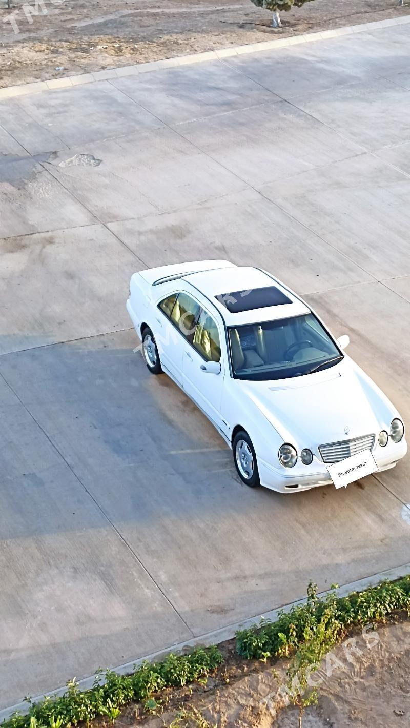 Mercedes-Benz E320 2000 - 100 000 TMT - Türkmenbaşy - img 3