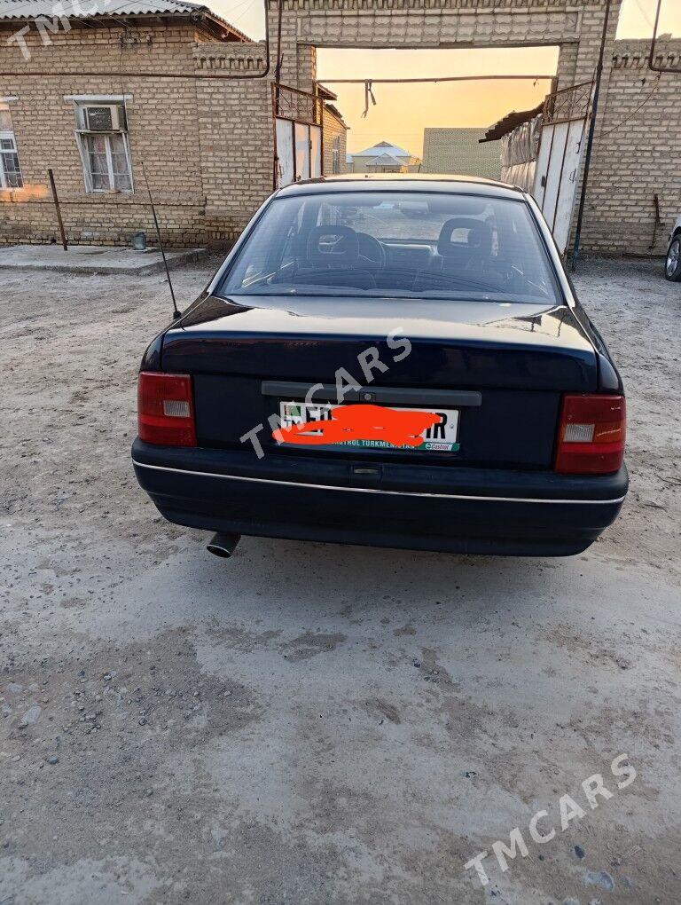 Opel Vectra 1991 - 29 000 TMT - Mary - img 2