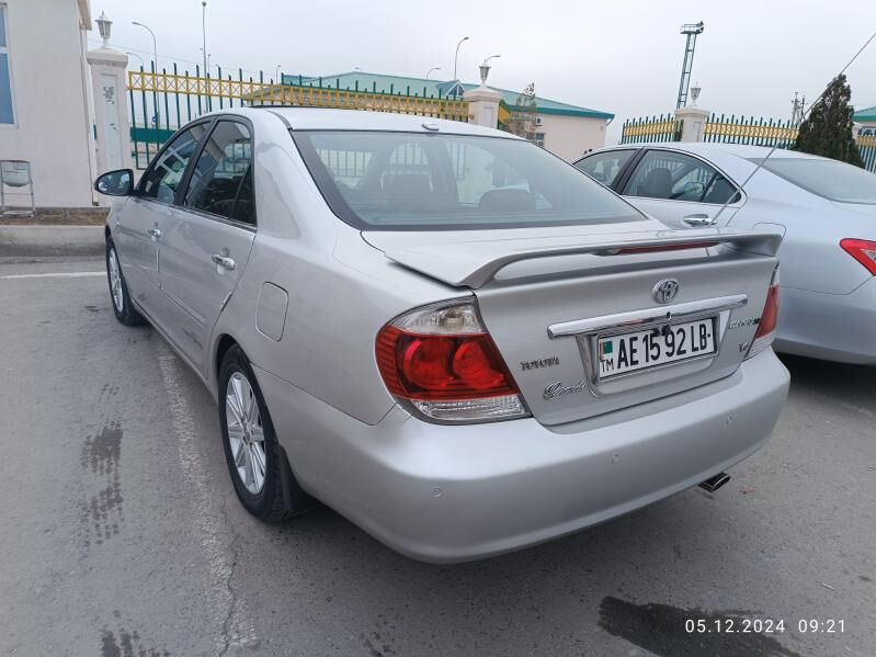 Toyota Camry 2005 - 180 000 TMT - Dänew - img 8