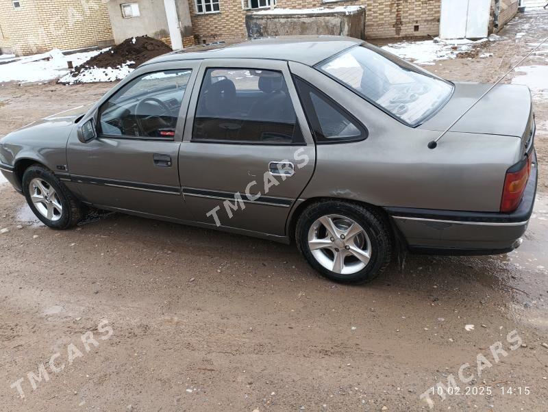 Opel Vectra 1989 - 28 000 TMT - Векильбазар - img 5