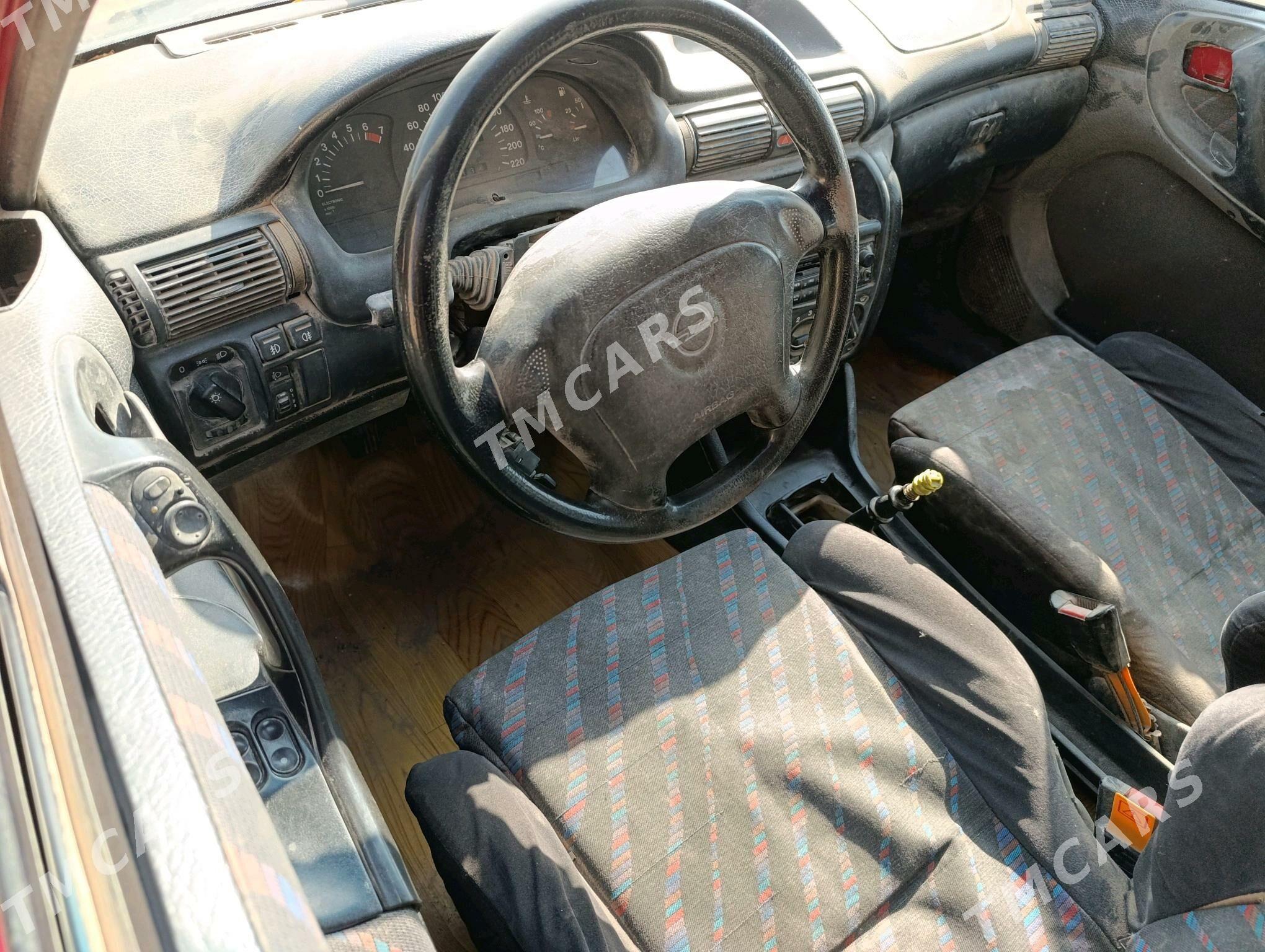 Opel Astra 1995 - 17 000 TMT - Саят - img 4