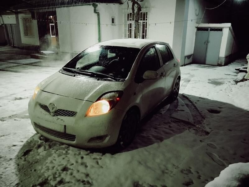 Toyota Yaris 2010 - 123 000 TMT - Багир - img 9