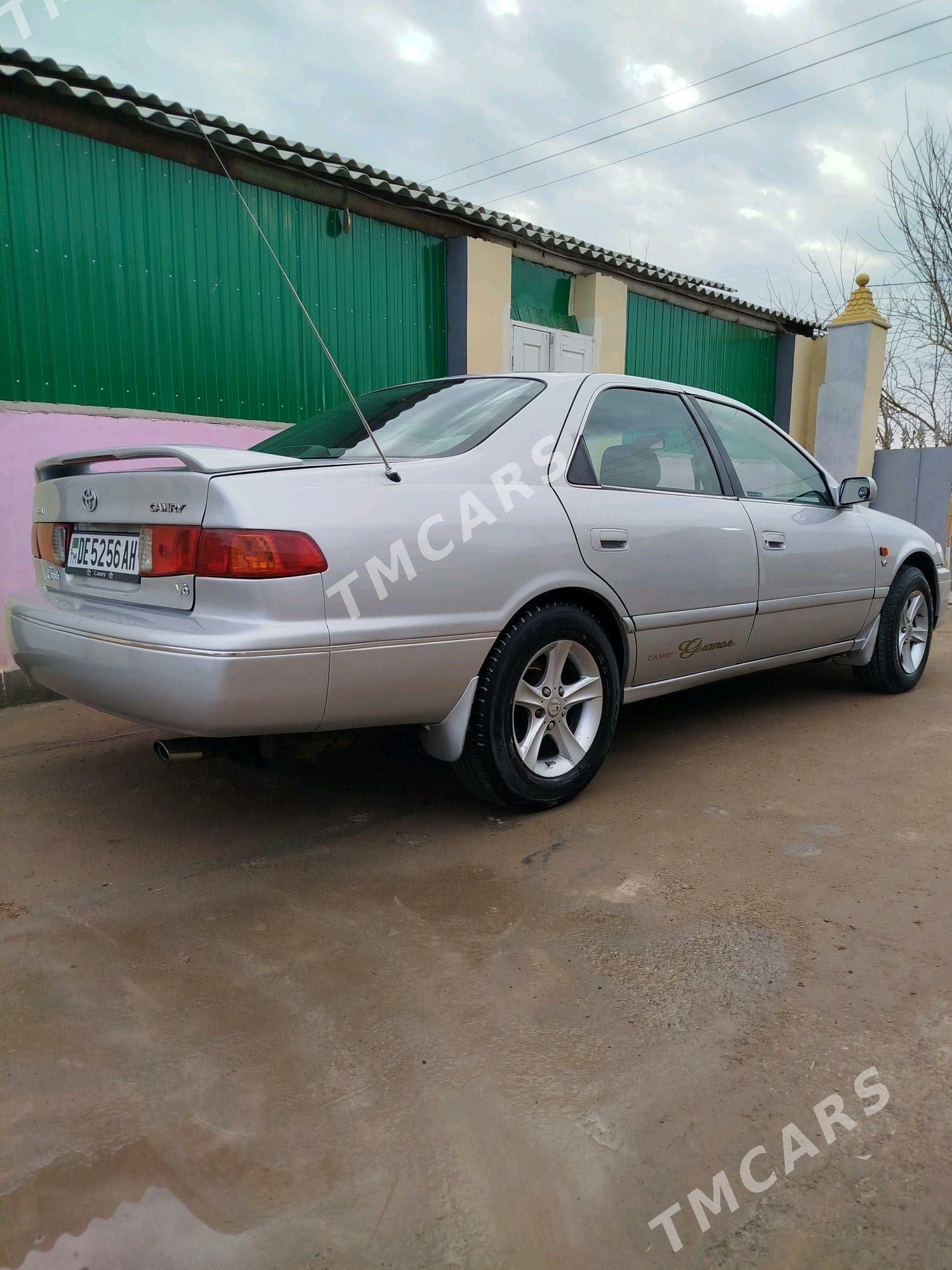 Toyota Camry 2000 - 125 000 TMT - Babadaýhan - img 6