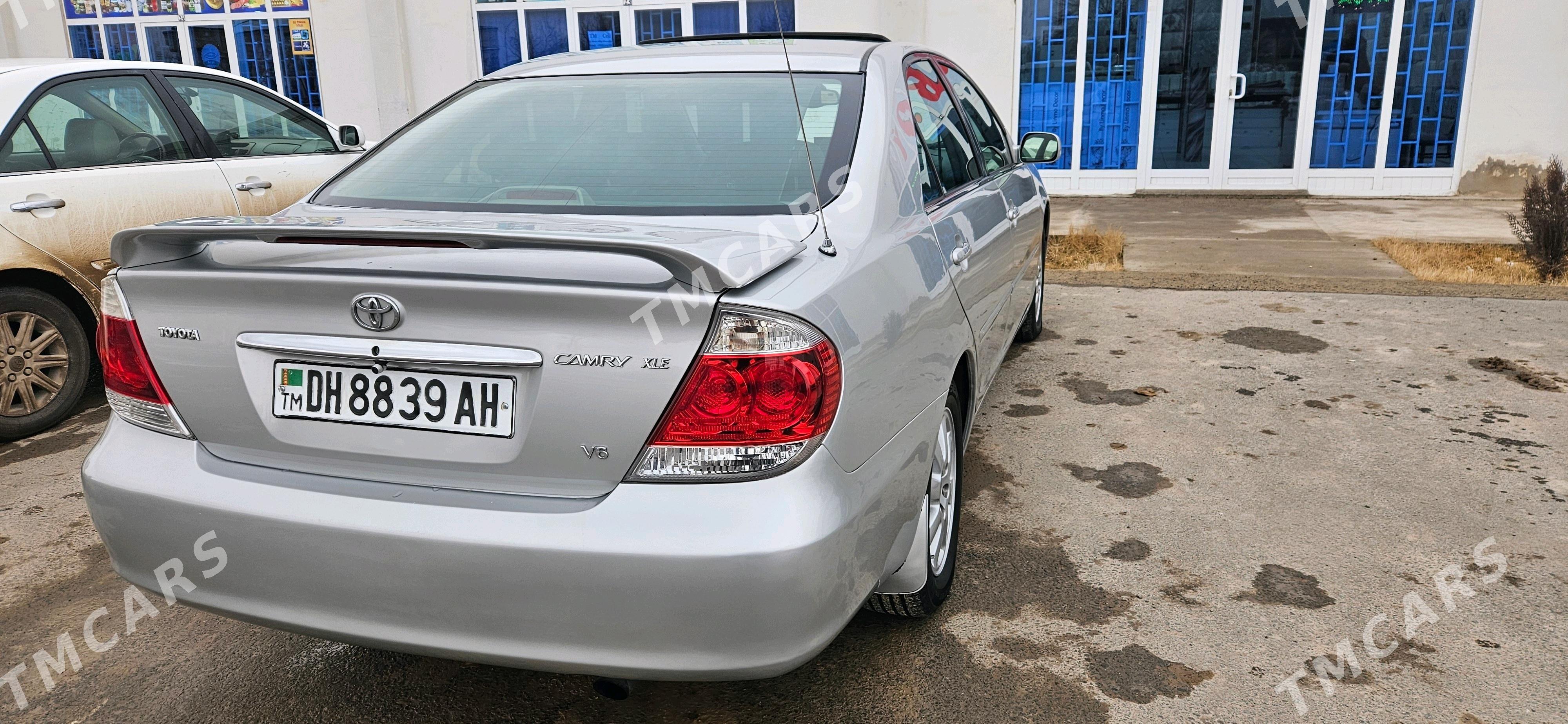 Toyota Camry 2004 - 165 000 TMT - Теджен - img 2