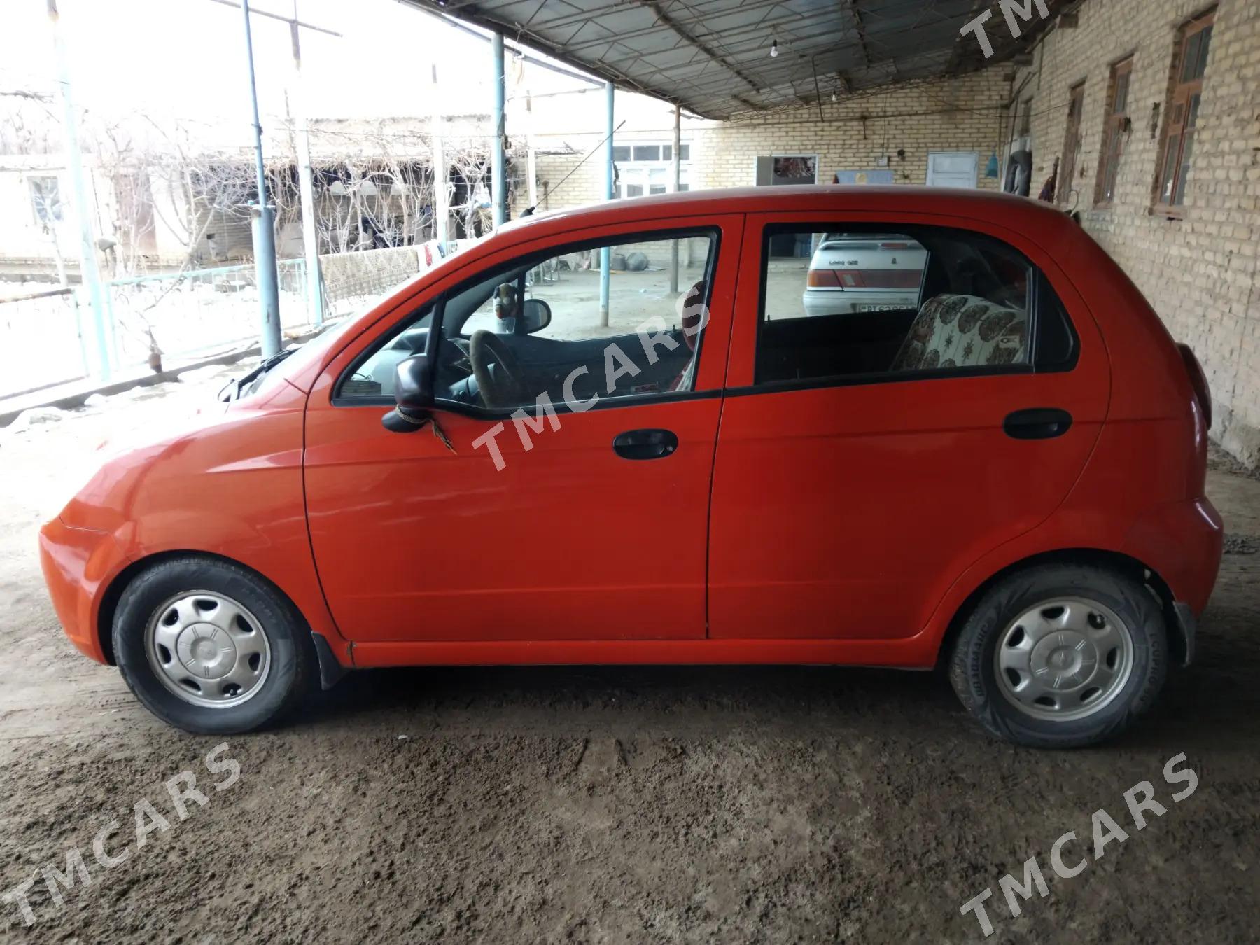 Chevrolet Spark 2012 - 60 000 TMT - Сакар - img 5