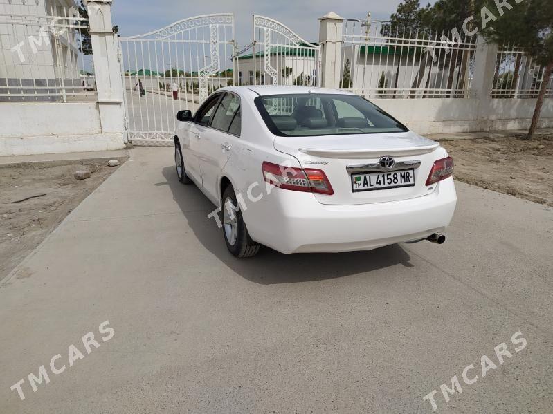 Toyota Camry 2010 - 120 000 TMT - Türkmengala - img 3