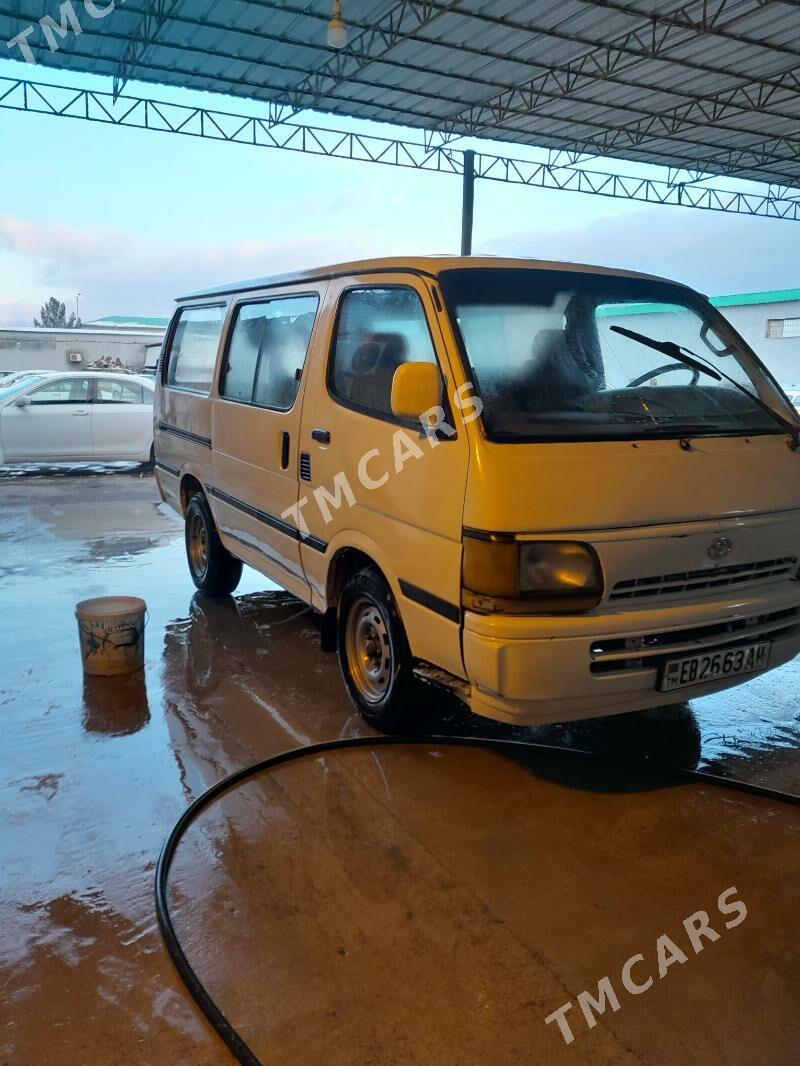 Toyota Hiace 1996 - 62 000 TMT - Бабадайхан - img 4