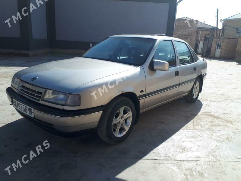 Opel Vectra 1990 - 32 000 TMT - Мары - img 2