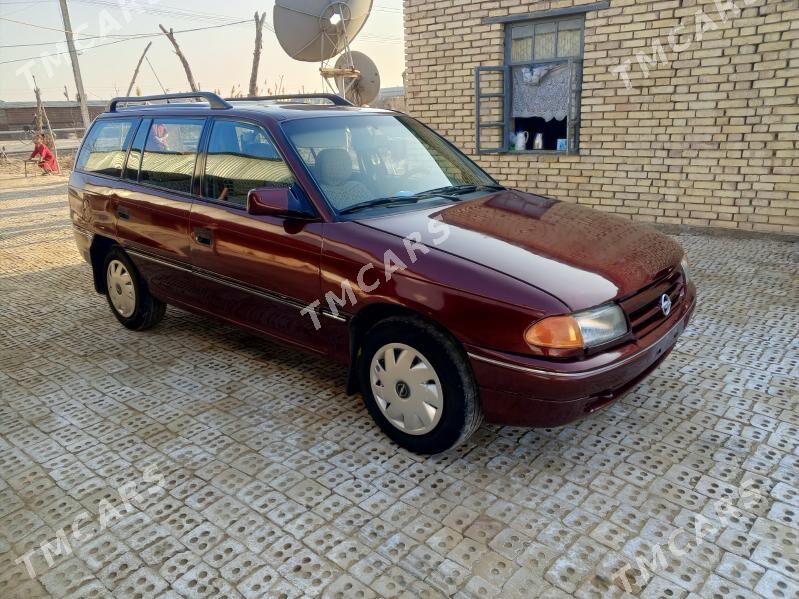 Opel Astra 1992 - 30 000 TMT - Mary - img 3